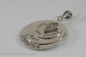 Grandmother's pendant - Personalized with names - Purple Pelican Designs